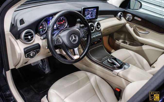 Mercedes-Benz GLC cena 115555 przebieg: 199900, rok produkcji 2017 z Bytów małe 781